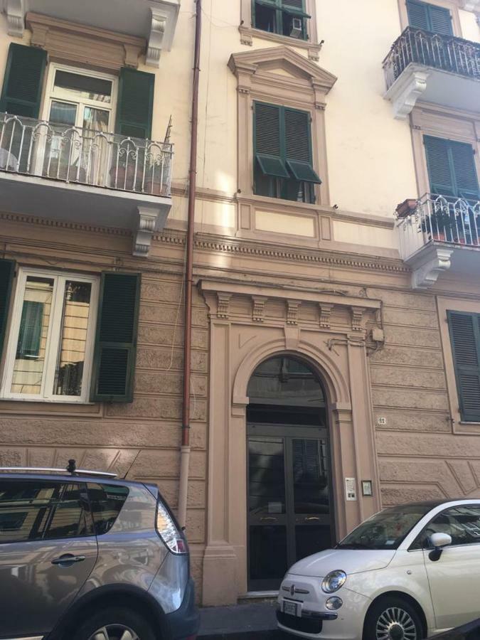 Queen Chic Apartment La Spezia Esterno foto