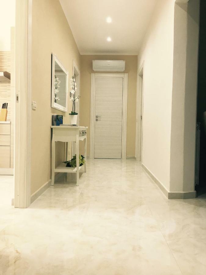 Queen Chic Apartment La Spezia Esterno foto
