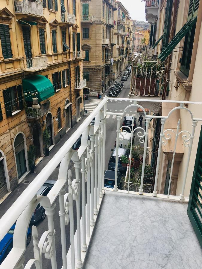 Queen Chic Apartment La Spezia Esterno foto