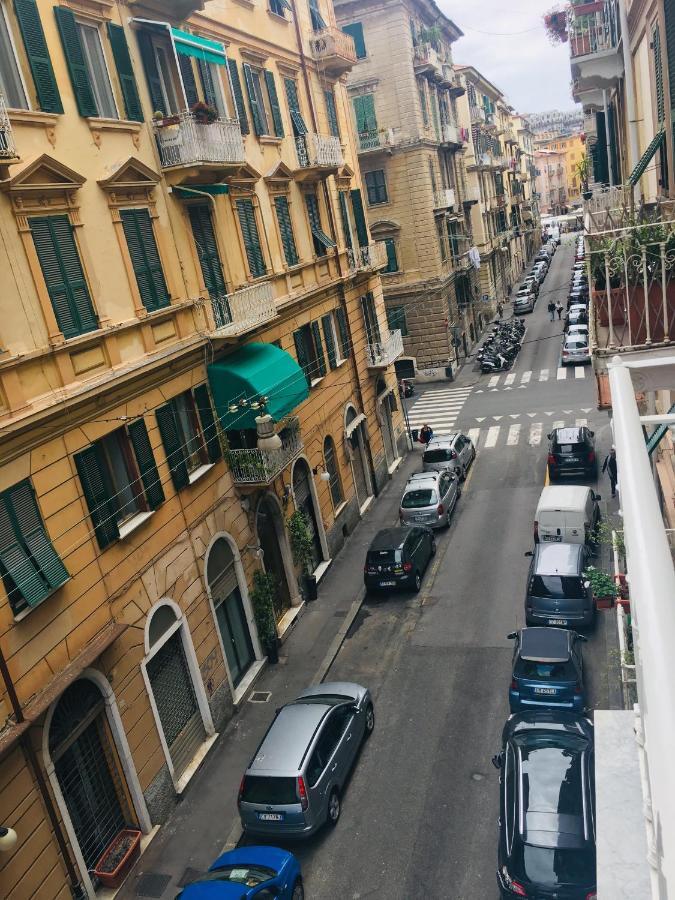 Queen Chic Apartment La Spezia Esterno foto