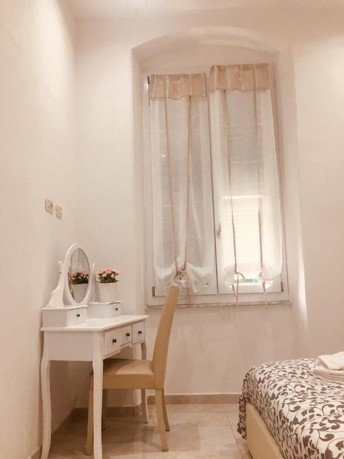 Queen Chic Apartment La Spezia Esterno foto